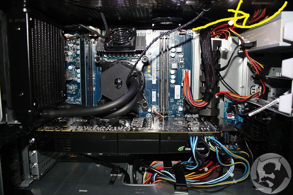 alienware-aurora-r4_inside2.jpg
