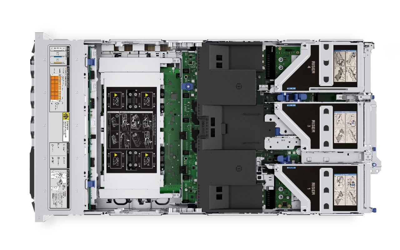 Dell PowerEdge XE8545 internal view