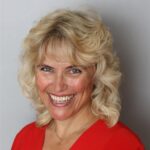 Katina Papulkas - Headshot
